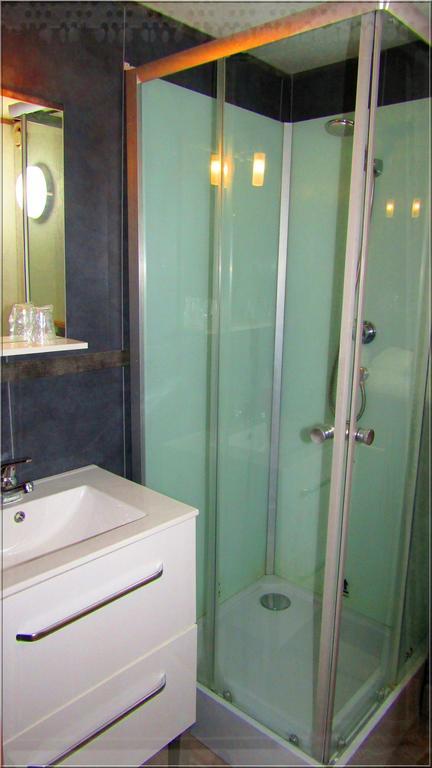 Aix Hotel เอ็ก-ซอง-โพรวองซ์ ภายนอก รูปภาพ